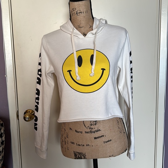 RARE Urban Outfitters | No Bad Days Smiley Cropped Hoodie | Small - Picture 3 of 10